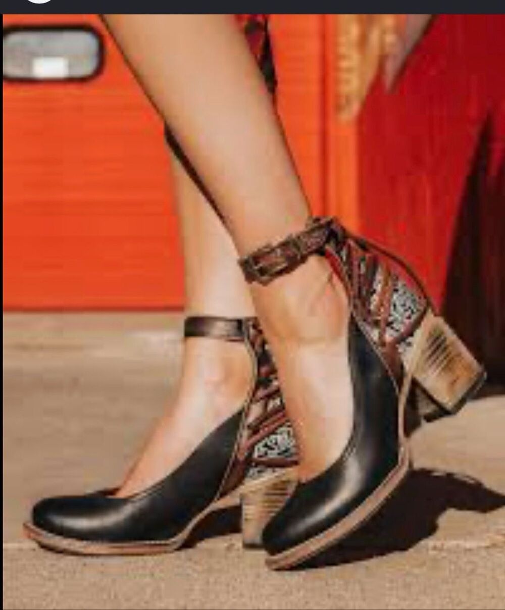 Freebird Marlon Ankle strap block heels shoe sz 9 heels booties boots peep toe